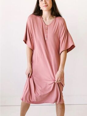 Relaxed Henley Midi Dress in Dusty Rose